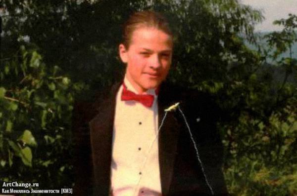 Миша Коллинз в детстве, юности (16 лет)