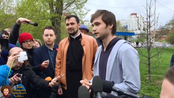 Руслан Соколовский даёт интервью после объявления приговора