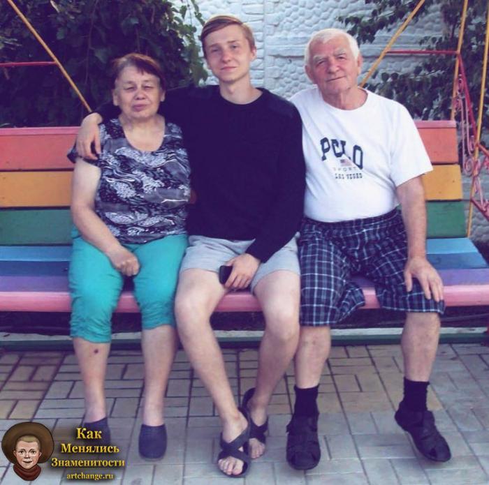 Егор Натс с родственниками, натс с родынми и близкими